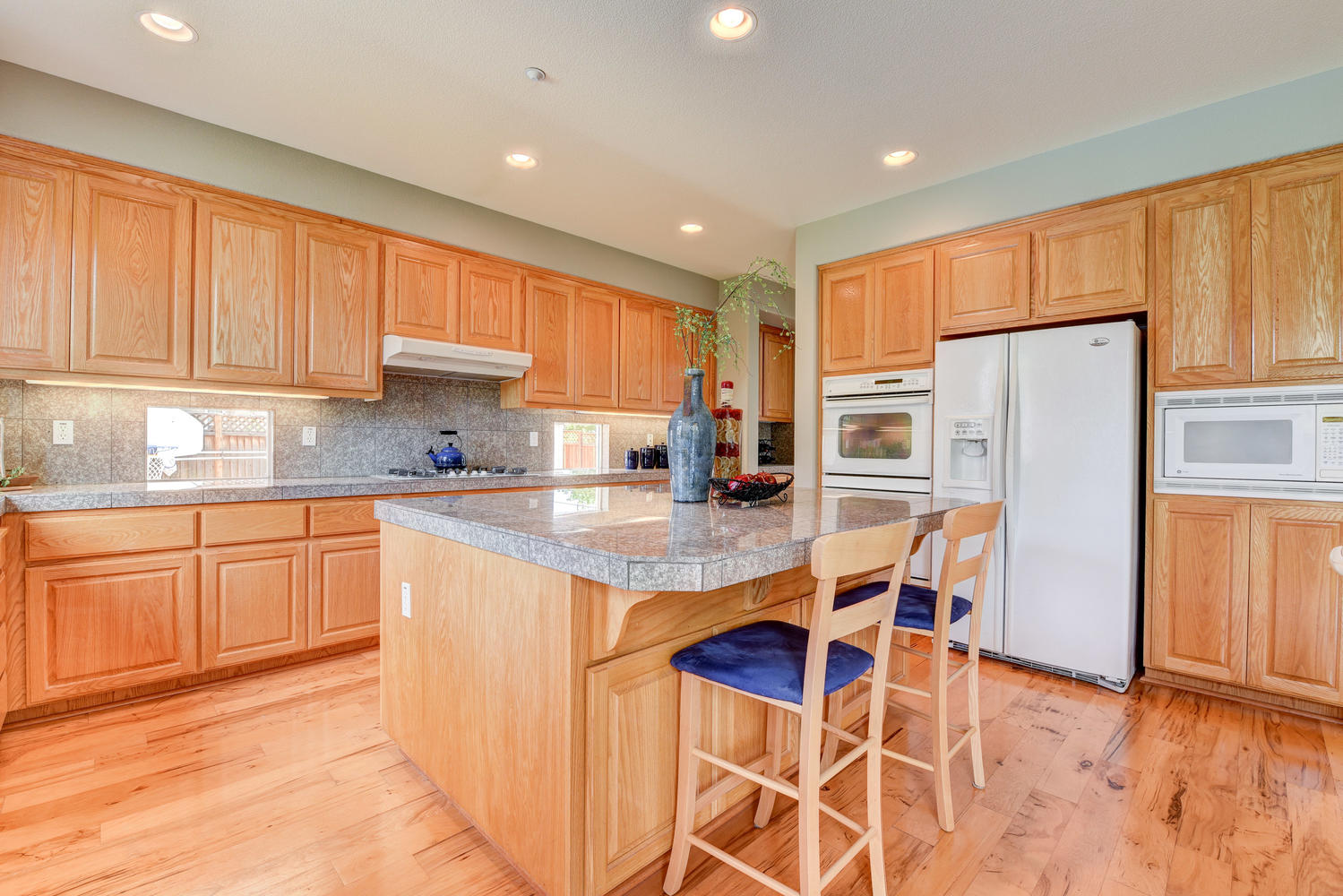 2896 Siena Rd Livermore CA-large-010-11-Kitchen-1499×1000-72dpi