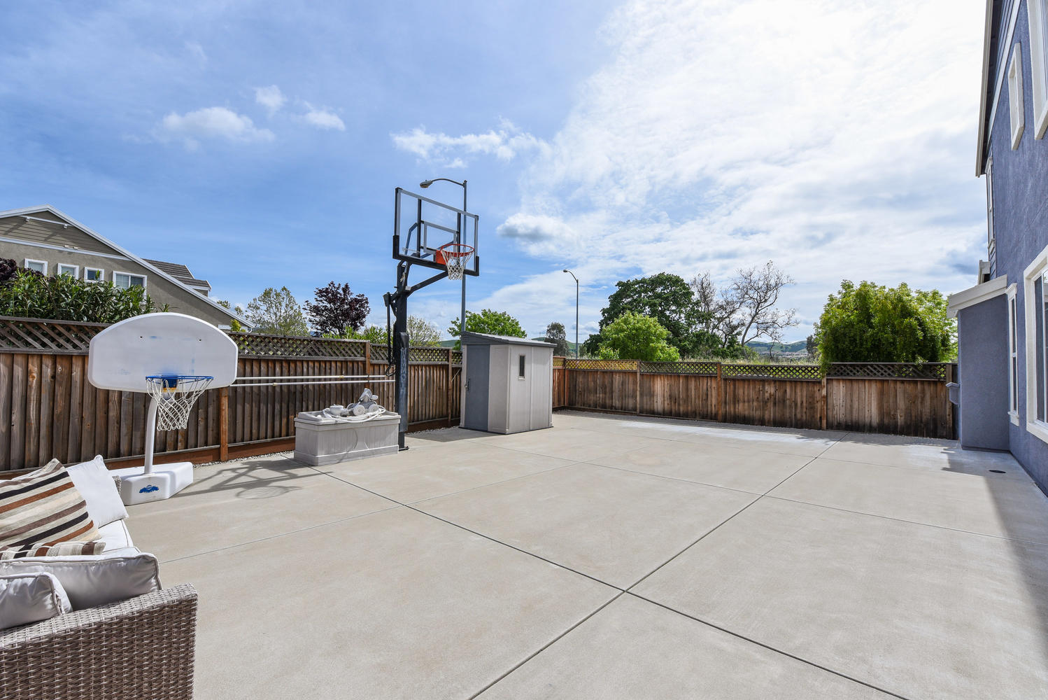 2896 Siena Rd Livermore CA-large-025-17-Back Yard-1498×1000-72dpi