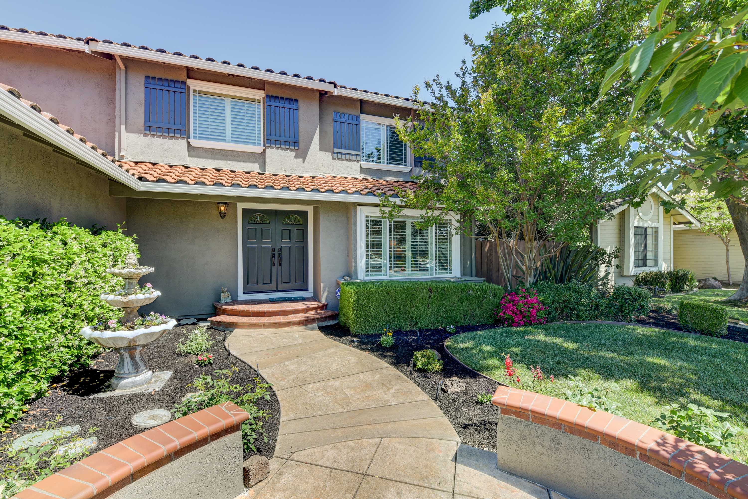 3243_Clifford_Cir_Pleasanton-002