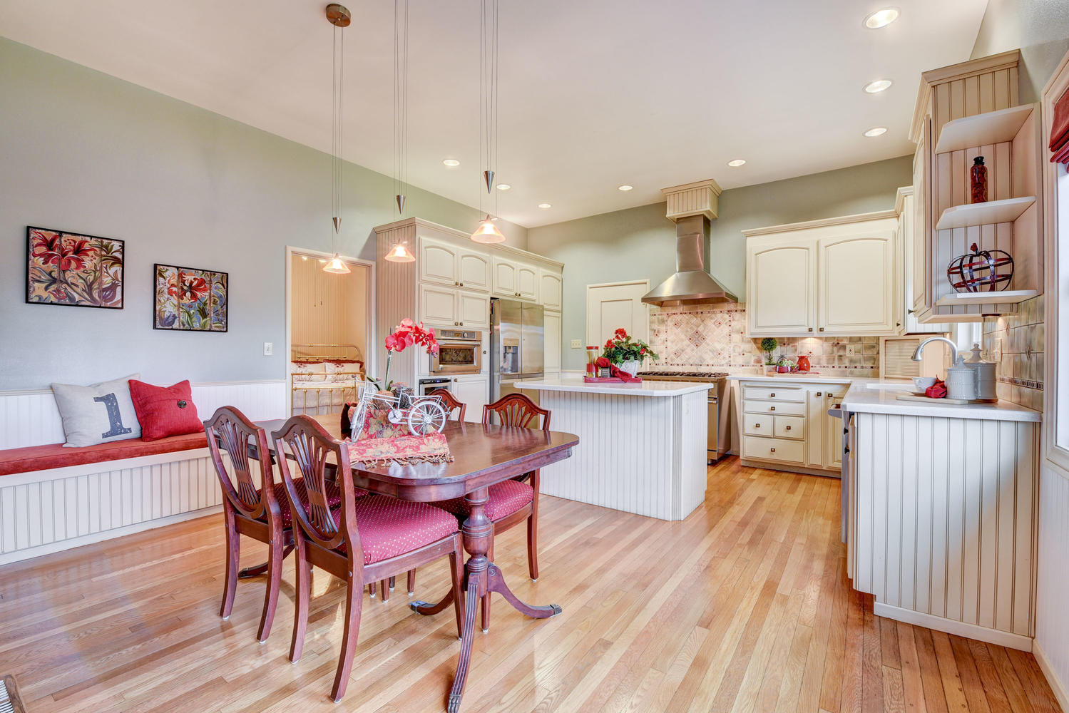 713 South I St-small-010-4-KitchenBreakfast Area-666×445-72dpi
