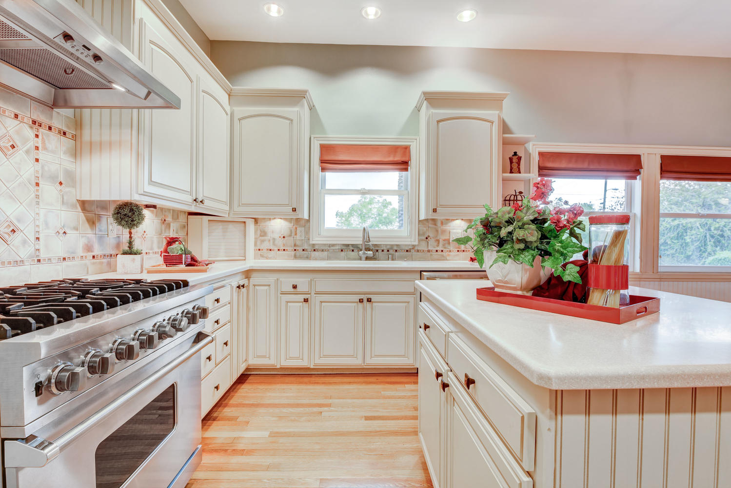 713 South I St-small-013-2-Kitchen-666×445-72dpi